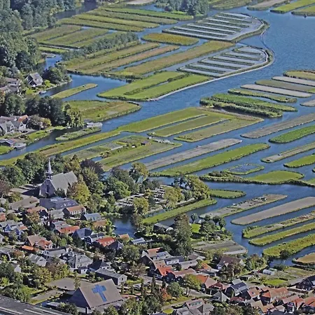 Atelieronwater # De Zwaan Apartment *