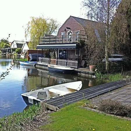 Atelieronwater # De Zwaan * Broek op Langedijk